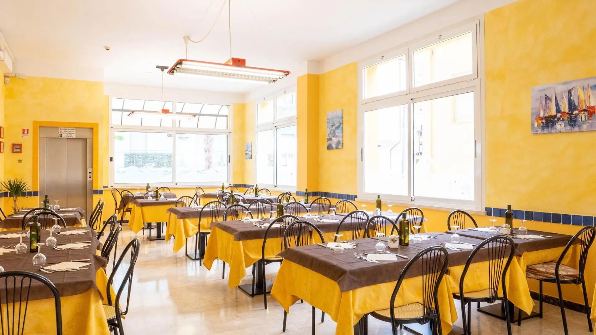 Hotel Cavallino Bianco Rimini